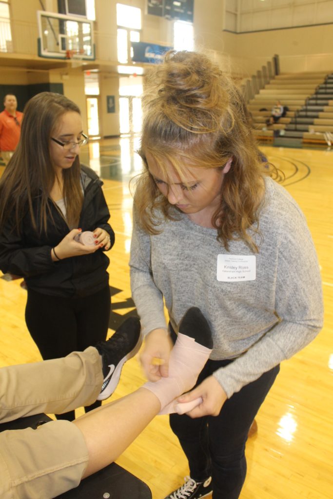 High School Students Attend Athletic Training Conference The Roar