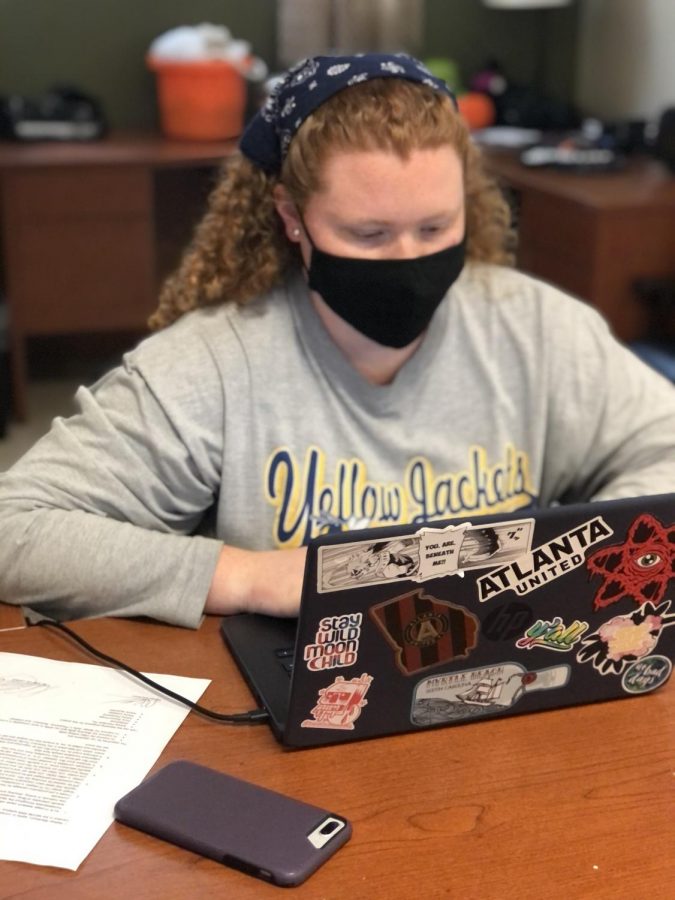 Savannah Richards knocking out multiple assignments to get one step closer to graduating // PHOTO Cameron Graham