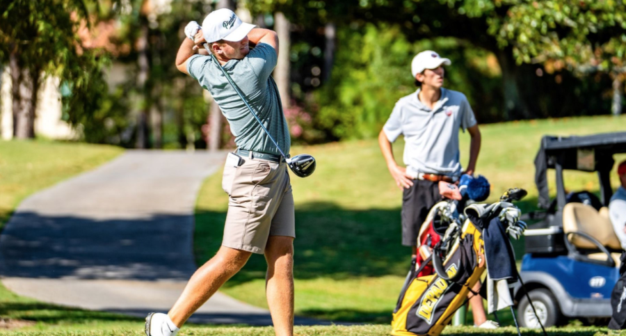 Junior golfer Josh Hebrink finished tied for 2nd place at the NCAA Preview. PHOTO // PIEDMONT ATHLETIC COMMUNICATIONS