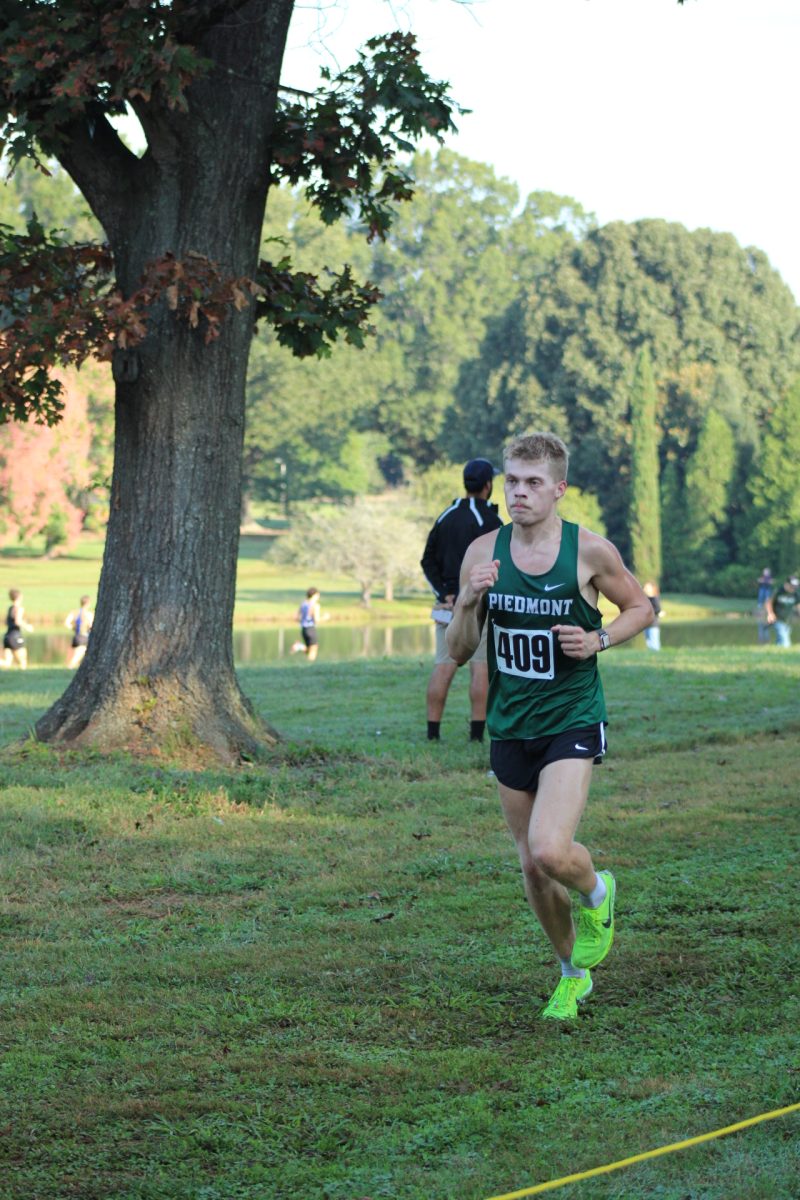 Graduate student Walker Capelle was named CCS runner of the week after finishing third overall at the University of North Georgia Invitational with a time of 26:35.0