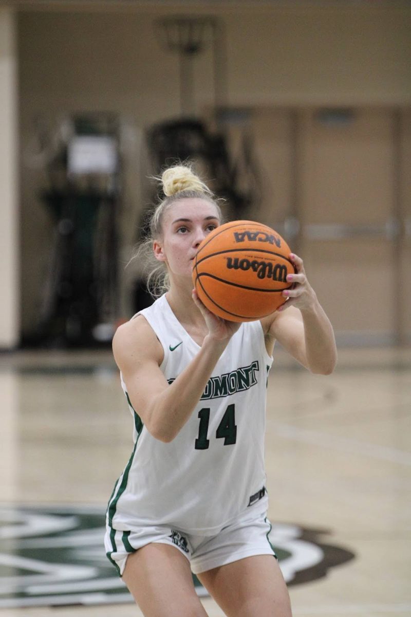 Senior Andelin Hill shoots a free throw for the Lions during the CCS tournament championship. 