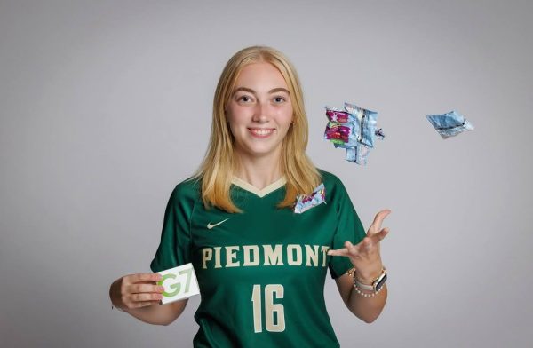 Katelyn Brown combines quick snacks like gummies with her G7 Dexcom CGM and Omnipod 5 insulin pump to stay in control of her glucose levels, ensuring that she is ready for whatever comes her way, whether it is a fast break or a sugar low. (Mooreshots LLC)